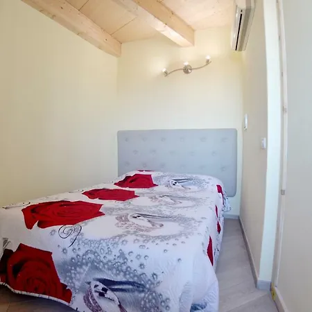 Attico Sul Mare 피옴비노